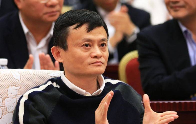 马云回应回归阿里