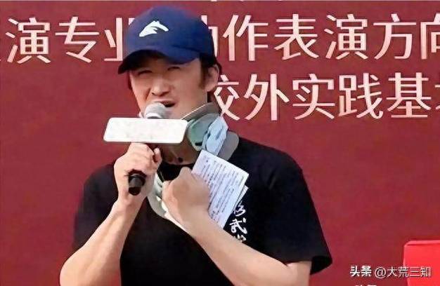 新澳门今晚开奖结果号码查询表和51岁吴京赛车冠军与吴京跑车