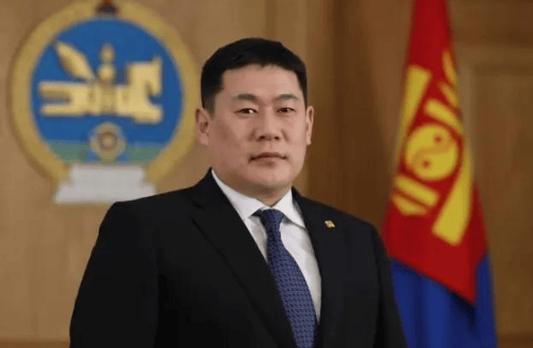2025全年資料免費大全和蒙古国总理遭解职与蒙古国总统辞职
